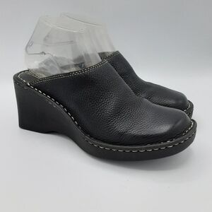 Bjorndal Traveler Black Leather Slip-On Clogs.